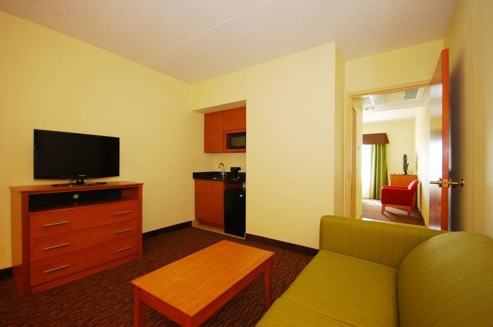 Clarion Hotel & Suites University-שיפנסבורג חדר תמונה